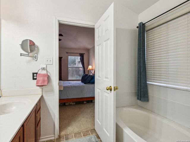 3441 Whisper Manor, Schertz, TX 78108