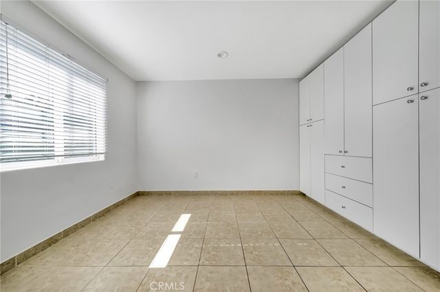 14235 Sylvan, Van Nuys, CA 91401
