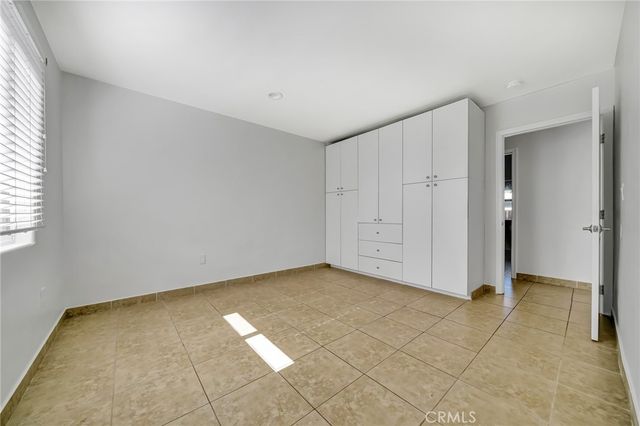 14235 Sylvan, Van Nuys, CA 91401