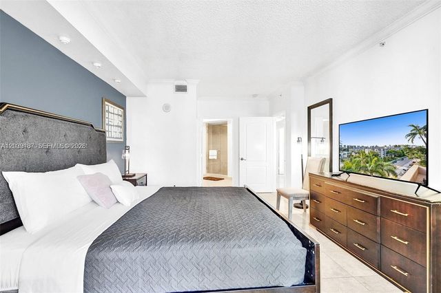 17555 NW Atlantic Boulevard 608, Sunny Isles Beach, FL 33160