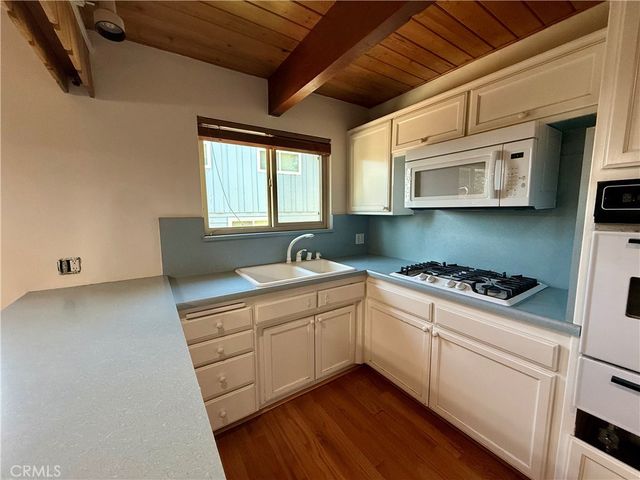 28762 Cedar, Lake Arrowhead, CA 92352