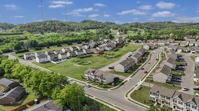 1241 Havenbrook Dr, Nashville, TN 37207