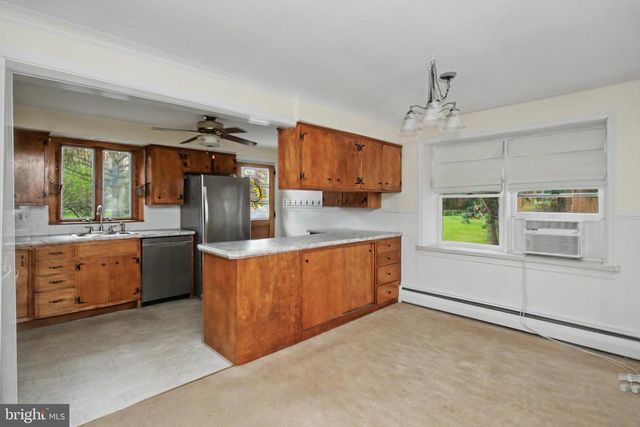 1310 SECOND AVE, Gilbertsville, PA 19525