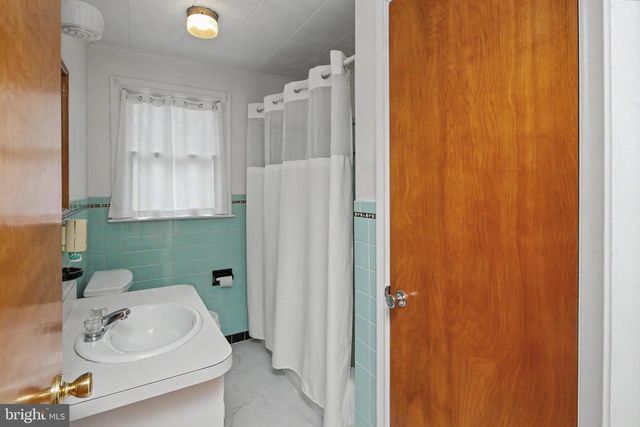 1310 SECOND AVE, Gilbertsville, PA 19525