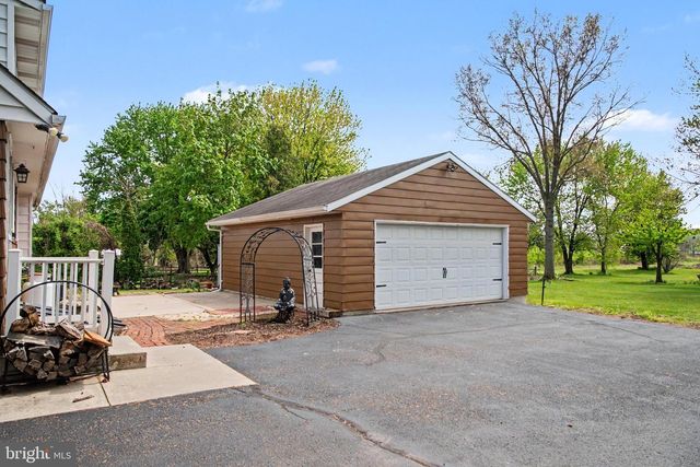 1310 SECOND AVE, Gilbertsville, PA 19525
