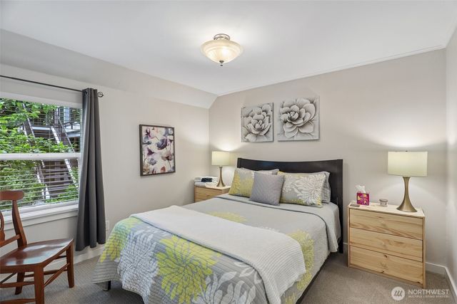 11633 NE 92nd Street, Kirkland, WA 98033