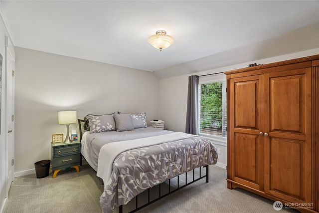 11633 NE 92nd Street, Kirkland, WA 98033