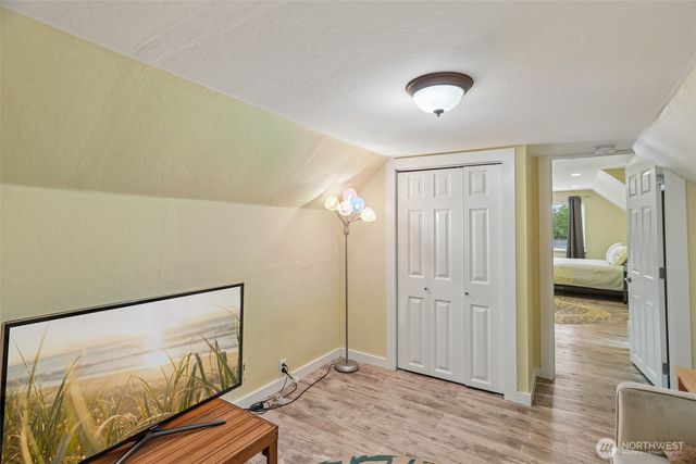 11633 NE 92nd Street, Kirkland, WA 98033