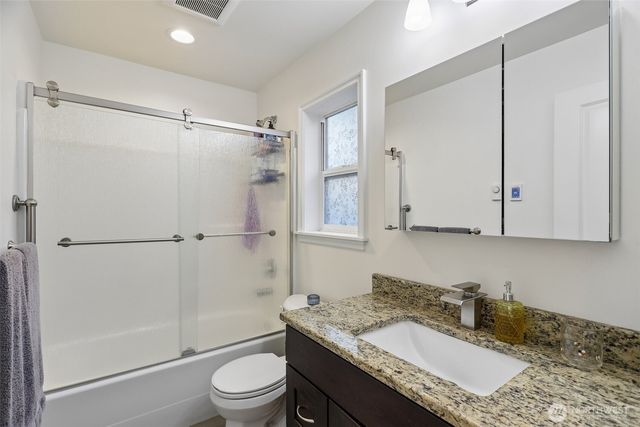 11633 NE 92nd Street, Kirkland, WA 98033