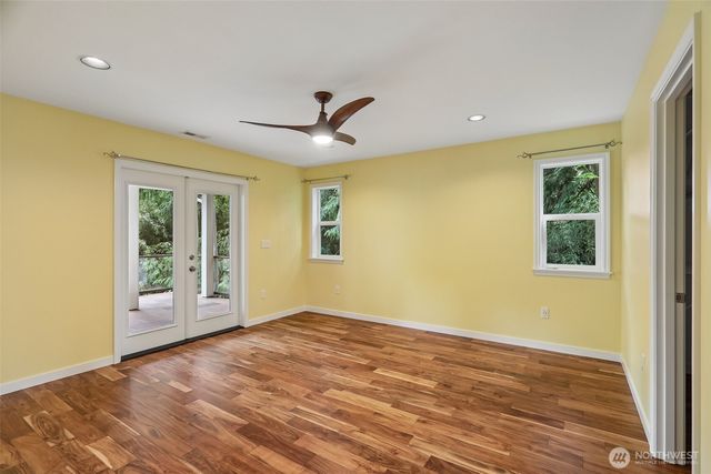 11633 NE 92nd Street, Kirkland, WA 98033