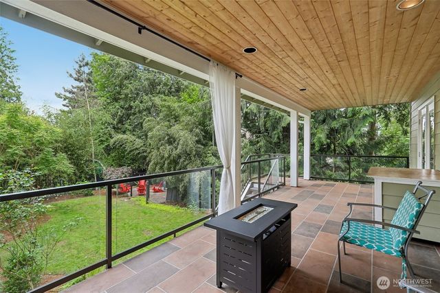 11633 NE 92nd Street, Kirkland, WA 98033