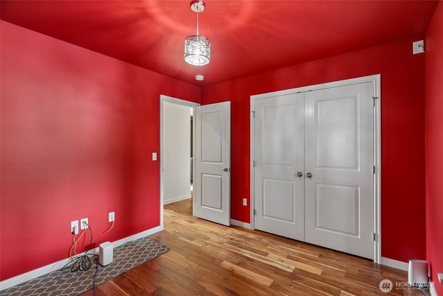 11633 NE 92nd Street, Kirkland, WA 98033