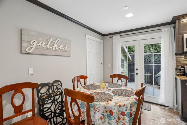 11633 NE 92nd Street, Kirkland, WA 98033