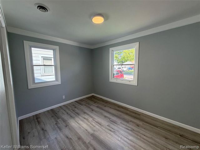 7514 Westminster Avenue, Warren, MI 48091