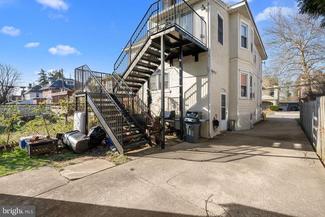 247 BURMONT RD, Drexel Hill, PA 19026