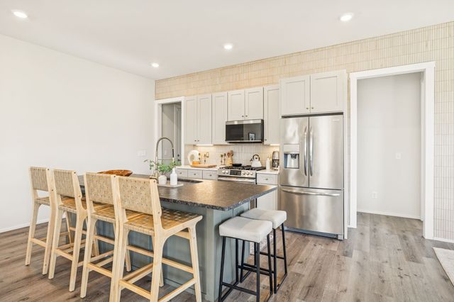 1760 Boxwood Dr, Nashville, TN 37211