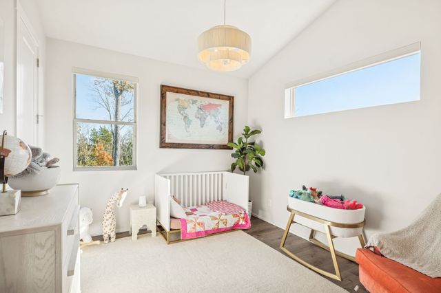 1760 Boxwood Dr, Nashville, TN 37211