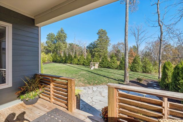 1760 Boxwood Dr, Nashville, TN 37211