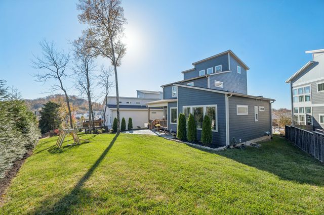 1760 Boxwood Dr, Nashville, TN 37211