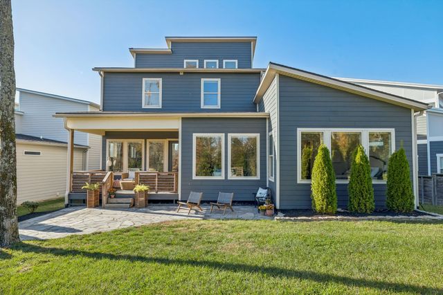 1760 Boxwood Dr, Nashville, TN 37211