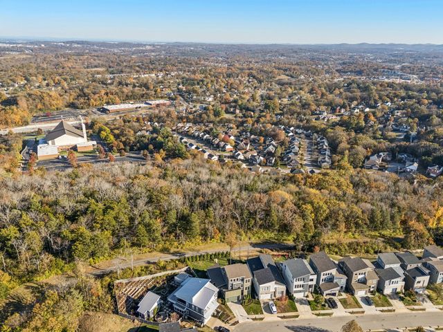 1760 Boxwood Dr, Nashville, TN 37211