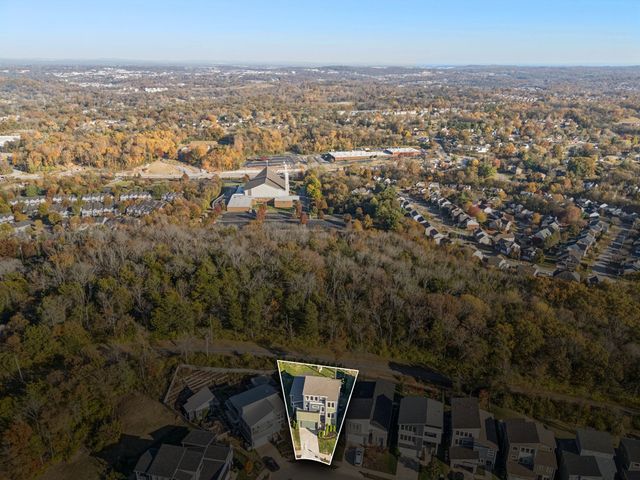 1760 Boxwood Dr, Nashville, TN 37211