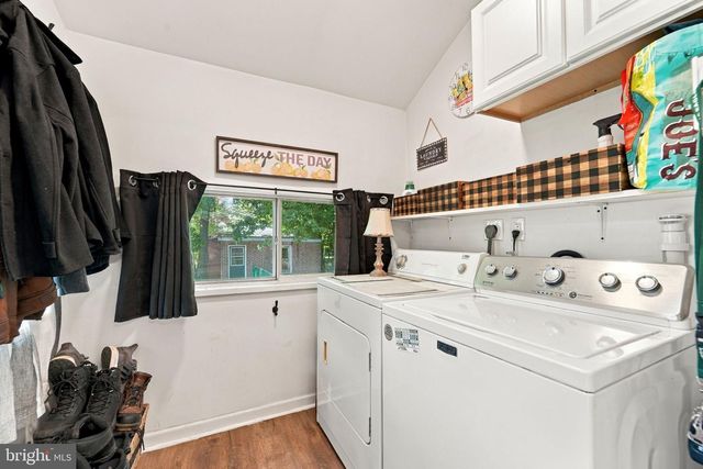 6901 MAPLE AVE, Merchantville, NJ 08109