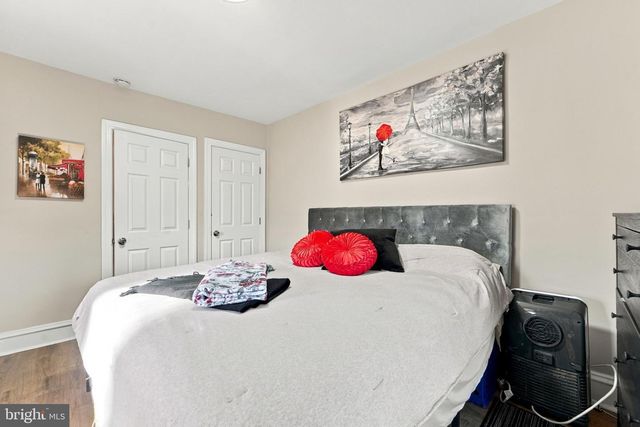 6901 MAPLE AVE, Merchantville, NJ 08109