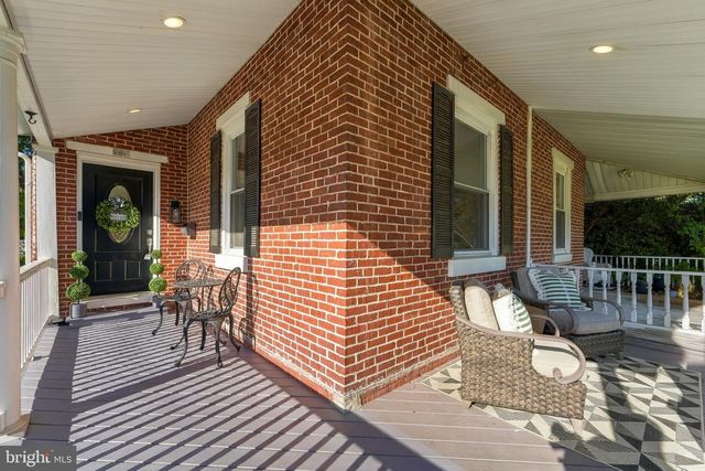6901 MAPLE AVE, Merchantville, NJ 08109