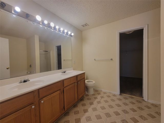 2233 Maple Drive, Little Elm, TX 75068