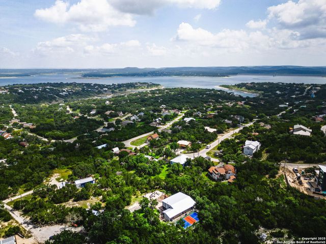195 Deepwell, Canyon Lake, TX 78133