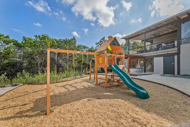 195 Deepwell, Canyon Lake, TX 78133