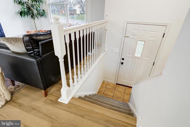 1038 STELLAR DR, Mount Joy, PA 17552