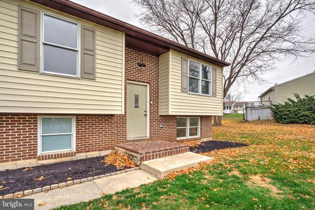 1038 STELLAR DR, Mount Joy, PA 17552