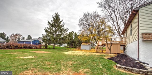 1038 STELLAR DR, Mount Joy, PA 17552