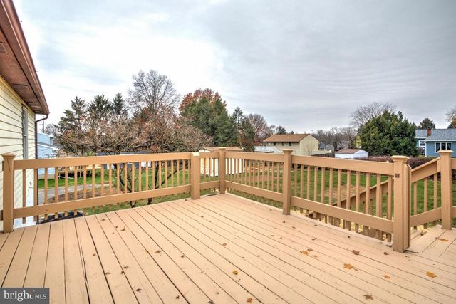 1038 STELLAR DR, Mount Joy, PA 17552