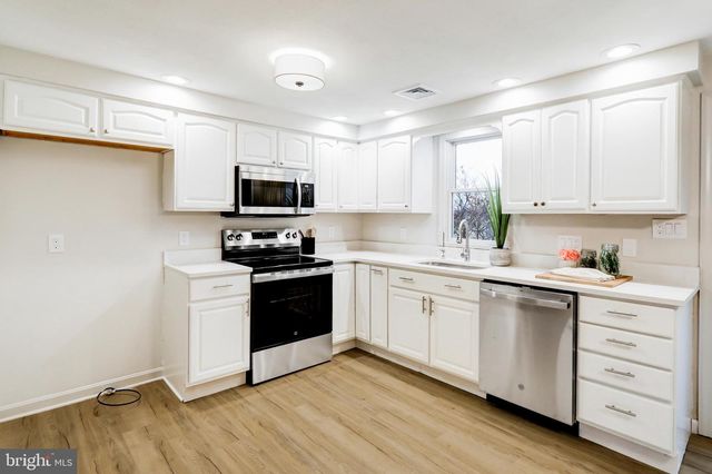 1038 STELLAR DR, Mount Joy, PA 17552