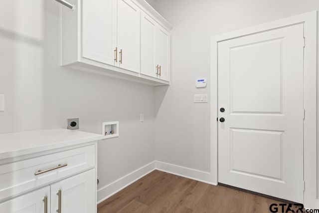 9248 Villas Ct, Tyler, TX 75703