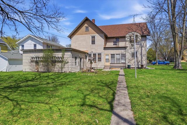 513 Clyman STREET, Watertown, WI 53094