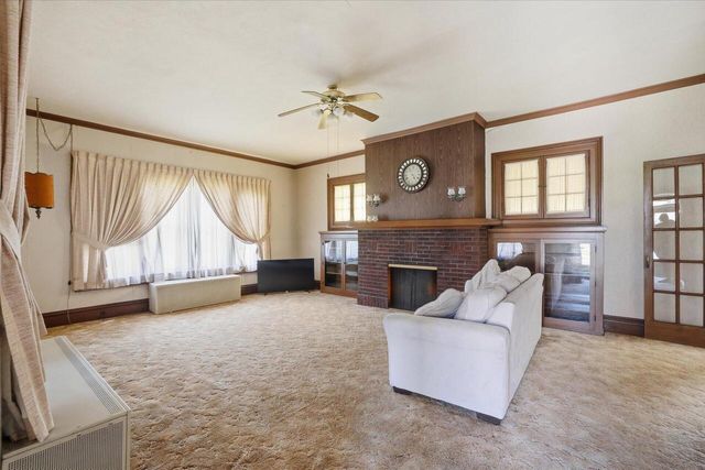 513 Clyman STREET, Watertown, WI 53094