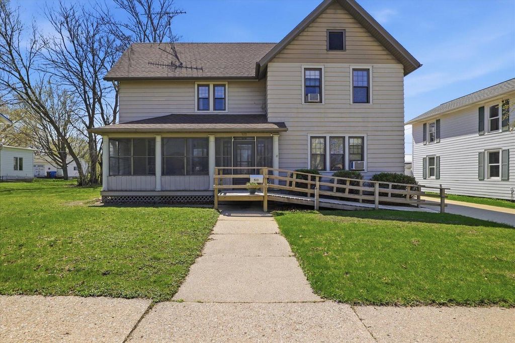 513 Clyman STREET, Watertown, WI 53094