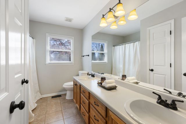 1426 Indian Pl, Murfreesboro, TN 37129