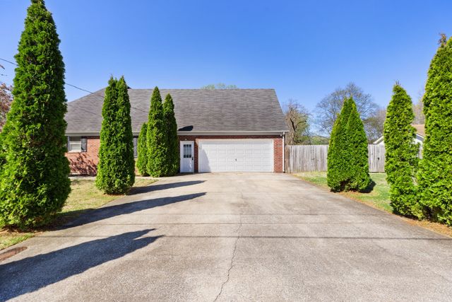 1426 Indian Pl, Murfreesboro, TN 37129