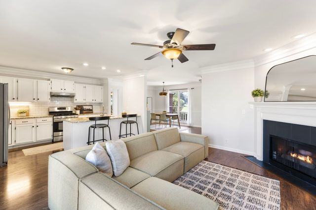 1426 Indian Pl, Murfreesboro, TN 37129