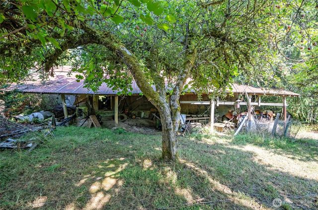 821 153rd Avenue SW, Lakebay, WA 98349