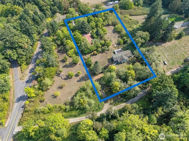 821 153rd Avenue SW, Lakebay, WA 98349