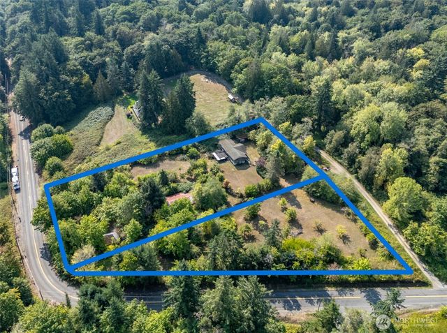 821 153rd Avenue SW, Lakebay, WA 98349