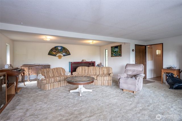 821 153rd Avenue SW, Lakebay, WA 98349