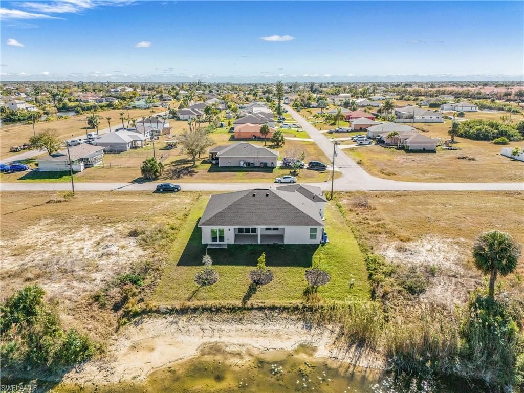 Image 33 of property listing at 2003 NE 27th ST, Cape Coral, FL 33909