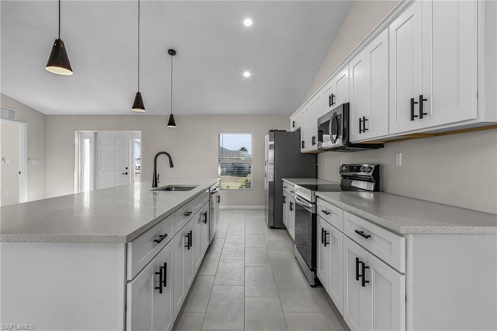 Image 5 of property listing at 2003 NE 27th ST, Cape Coral, FL 33909